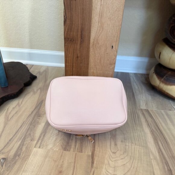 Pretty Simple Madelyn Bow Makeup Bag - Soft Pink NWT - Picture 3 of 7